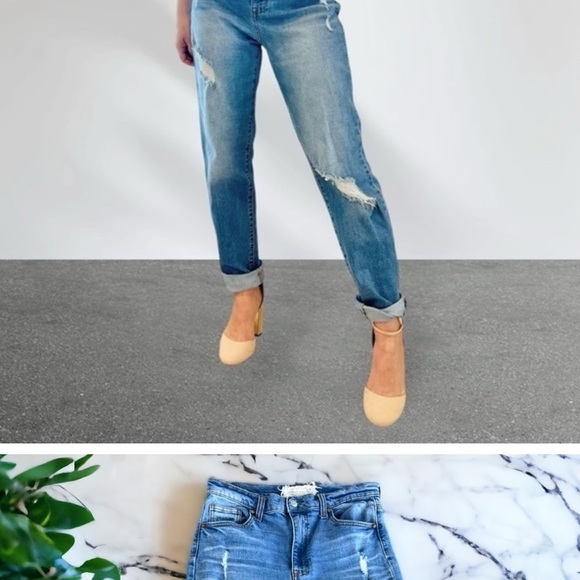 Altar'd State High Waist Distressed Jeans Size 30 - Picture 5 of 10